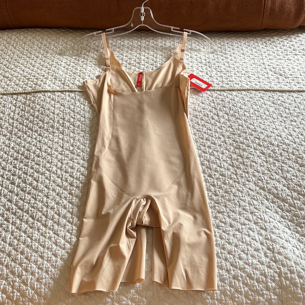 Brand new SPANX bodysuit